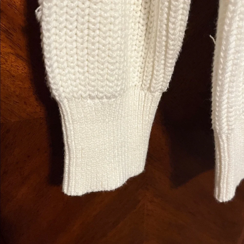 Time and Tru Off White Knit Sweater - Picture 5 of 6